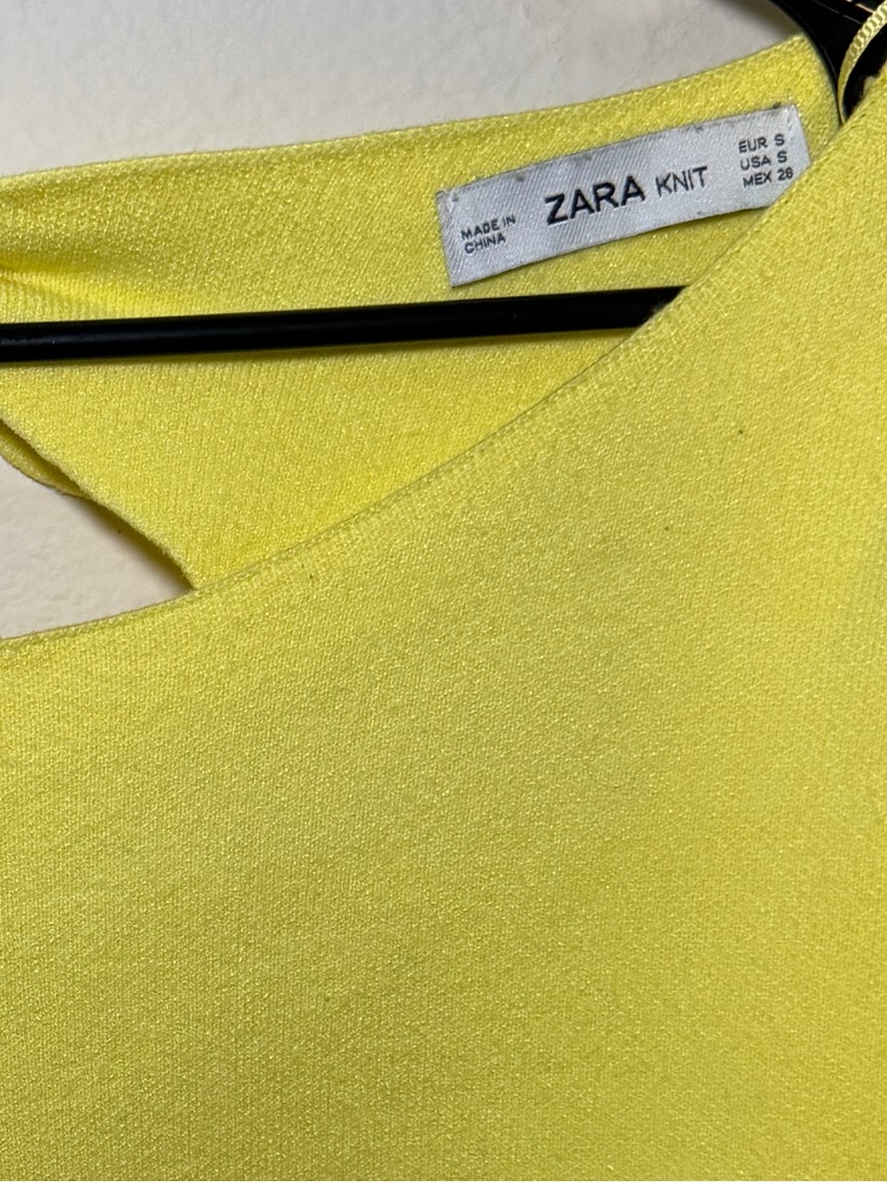 Zara Bright Yellow Oversized Knit Boatneck Sweater with Cut Outs in Back - Picture 6 of 6